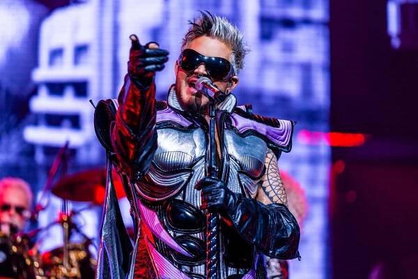 Queen + Adam Lambert: A Rhapsody in Chicago