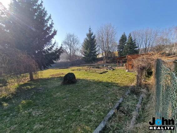 Pronájem zahrady 1650 m2 s domkem v Litvínově, obrázek č. 1