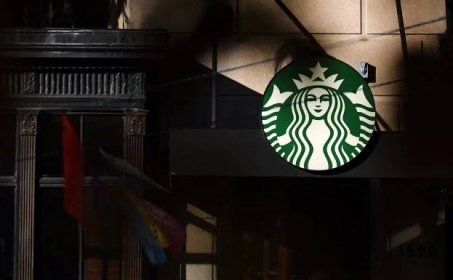 Starbucks slashes sales guidance after missing the mark in Q1 earnings