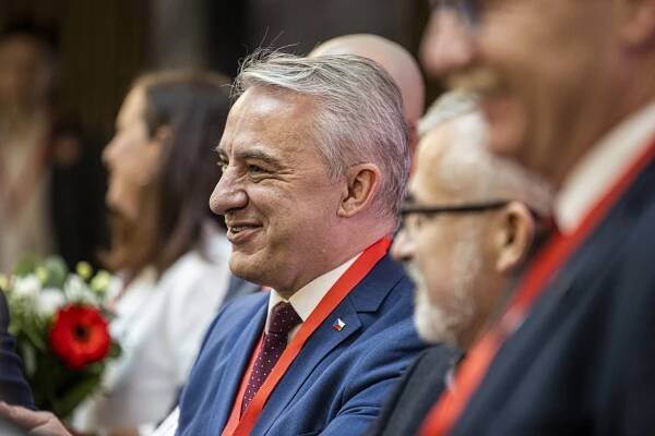 Sjezd ČSSD jako sčítání přeživších. Po „úklidu“ plánují „první úder“