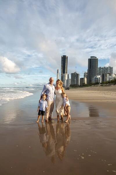 photo shoot Main Beach
