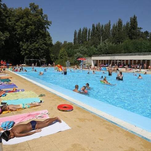 Brná,  koupaliště | foto: Iveta Lhotská,  MAFRA/Profimedia