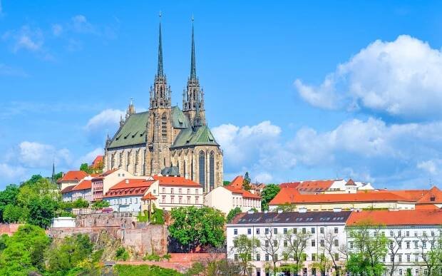 Brno priamo v centre v známom Cosmopolitan Bobycentre **** s polpenziou, wellness a neobmedzeným fitness