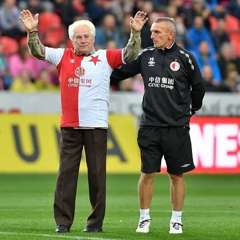 Zemřel legendární obránce Lála (†87). Má stříbro z MS, dlouhé roky hrál za Slavii