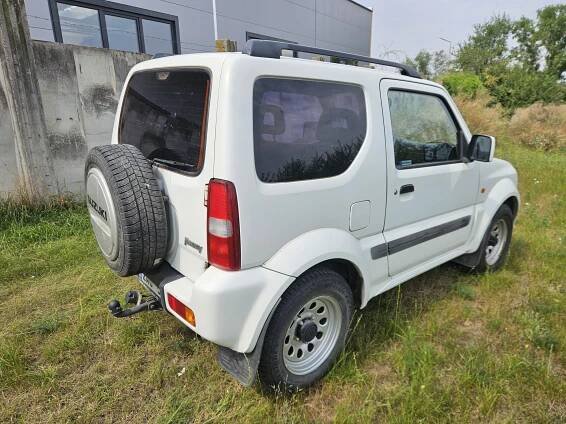 Suzuki Jimny – prodej vozů, díly, servis, vrakoviště » Suzuki Jimny 1.3 VVT 4×4 KLIMA TZ, 2012, koupen CZ