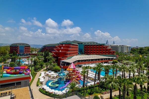 Delphin Deluxe Resort Family Amenities: Pictures & Reviews - Tripadvisor