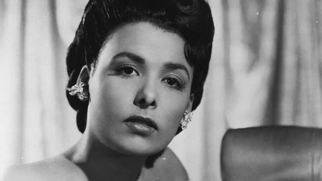 In a First for Broadway, a Theater Will Be Renamed for Lena Horne