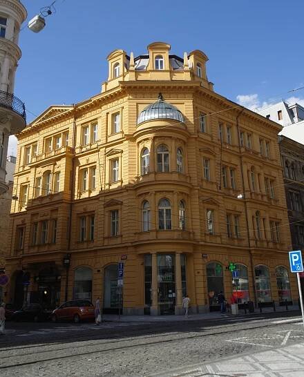 Soubor:Vodickova 715.JPG – Wikipedie