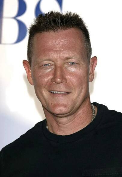 Legendární Terminátor T-1000 Robert Patrick je dnes mnohem větší fešák než před lety
