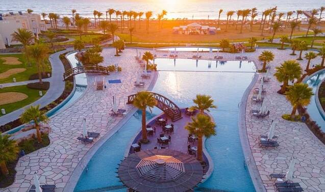 Hotel Sataya Resort