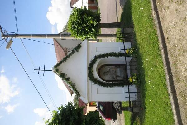 Soubor:Chapel in Budkov, Třebíč District.JPG – Wikipedie
