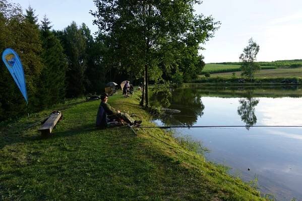 24 hodinové závody 31.7. – 1.8. 2015 | Handicapovaní rybáři Kladruby - místní organizace těžce tělesně postižených z ČR