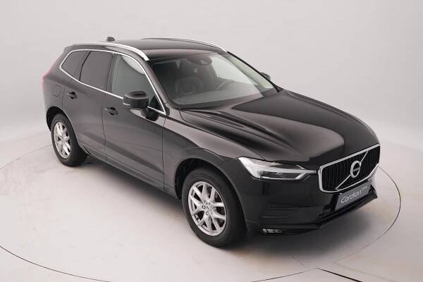 Volvo XC60 B5 AWD INSCRIPTION  REZERVACE