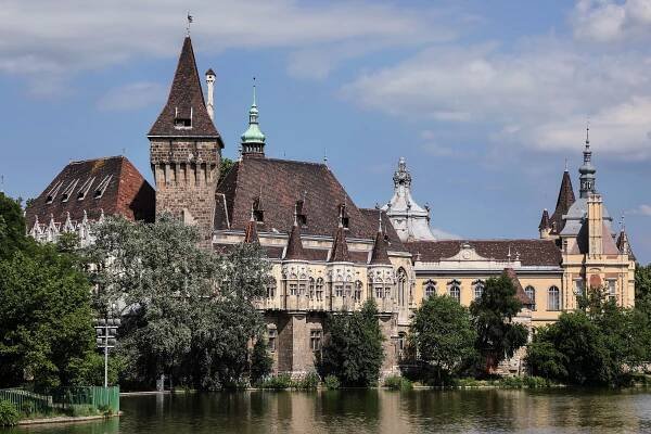 Alan Jones Photography - Budapest