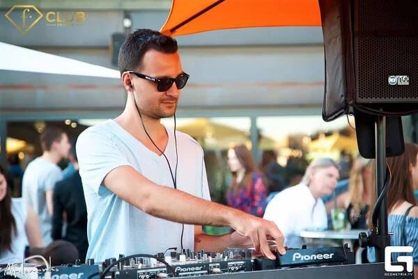 Dj na svatbu 18.6. okres Kutná Hora - Tanec | Beremese.cz