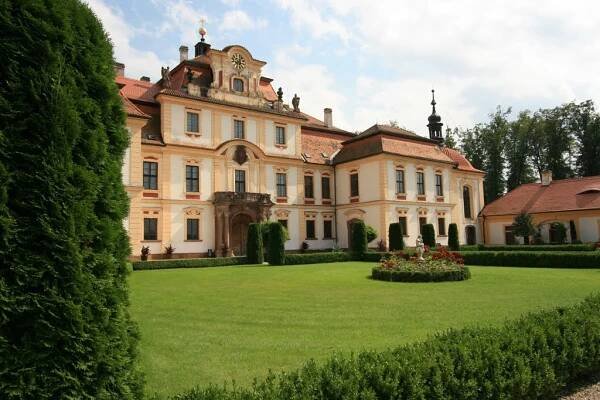 Zámek Jemniště
