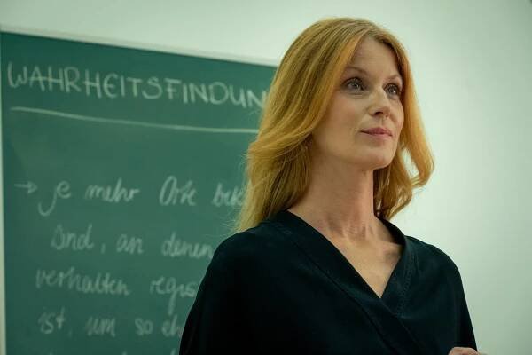 Blutige Anfänger - Abserviert - Z filmu - Esther Schweins
