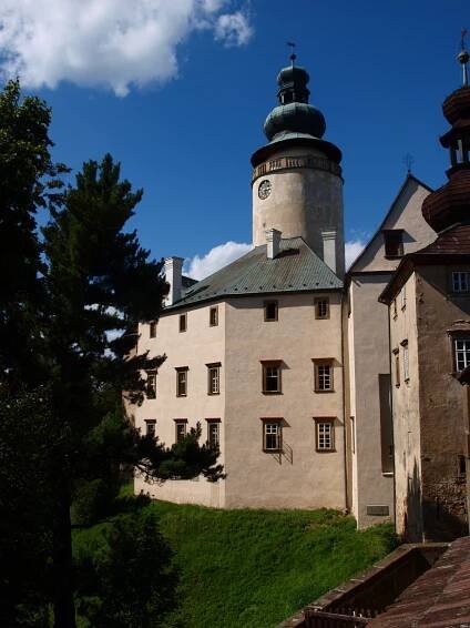 Soubor:Zámek Lemberk.JPG – Wikipedie
