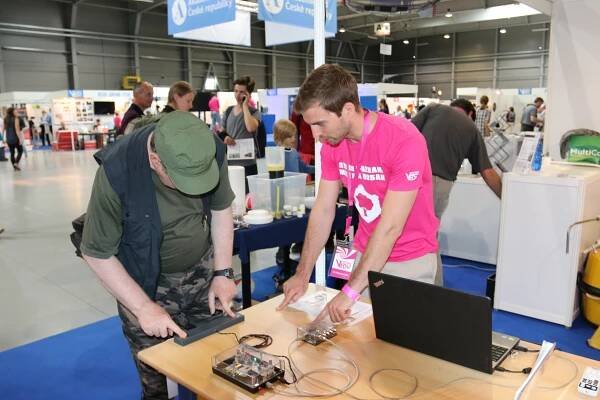 Veletrh vědy- Výstaviště PVA EXPO Praha, Letňany | Ústav přístrojové techniky