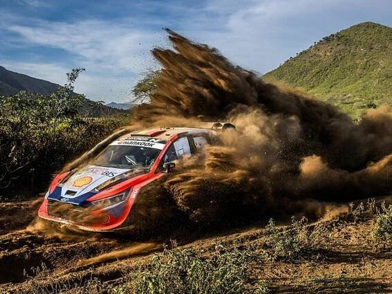 Safari rallye po 1. etapě: Tänak zpomalil, do čela jde Evans