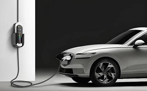 Nabíječka Wallbox NEW ZENCAR 11 kW + tlačítko pro otevření portu TESLI Maximální nabíjecí výkon 11 kW