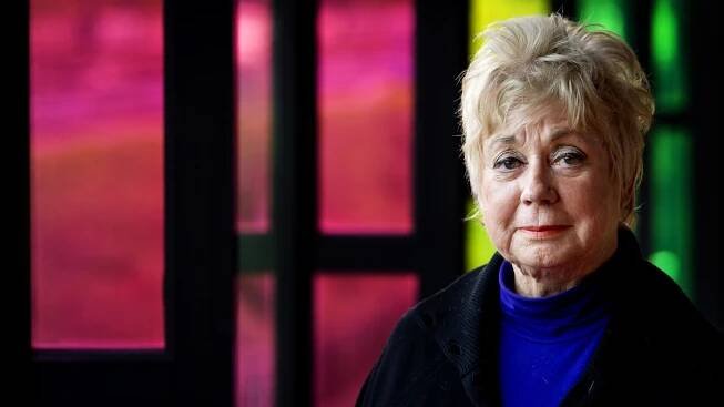 Ingeborg Elzevier (1936-2025) gaf met haar droogkomische spel een fraaie invulling aan menselijk ongemak