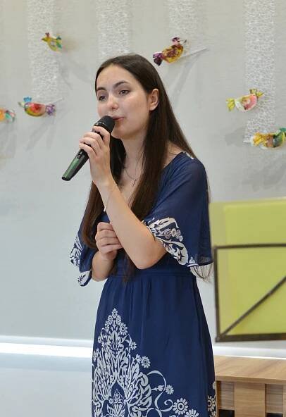 Esther Mertová