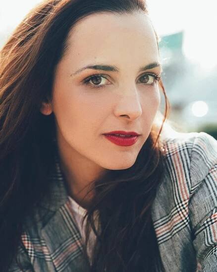 Marisa Román - Telenovely.net ... vše o telenovelách na jednom místě