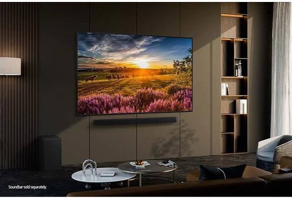 Televizor 43 palců QLED Samsung QE43Q67D Tizen 4K UHD černý Model QE43Q67D