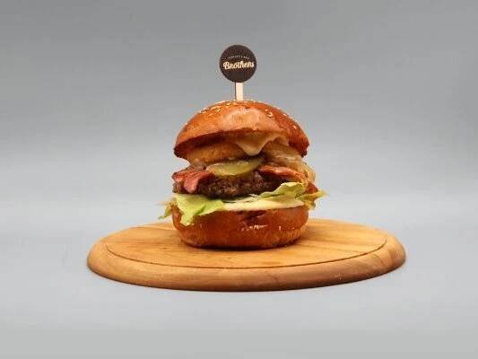 Burger & Beer Brothers | Wolt | Doručení | Olomouc