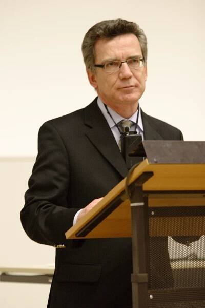 Soubor:Thomas de Maiziere Dresden.jpg – Wikipedie