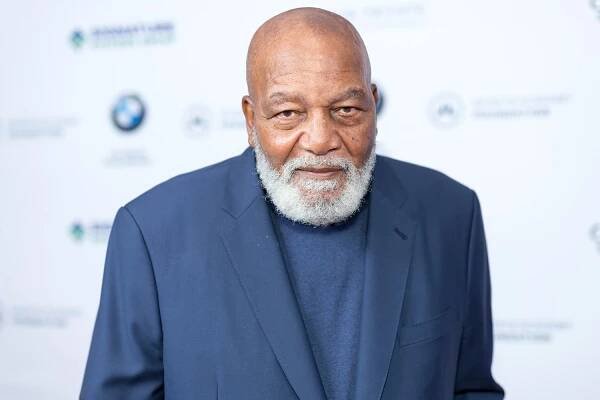 Jim Brown, NFL star turned actor and action hero, dies at 87