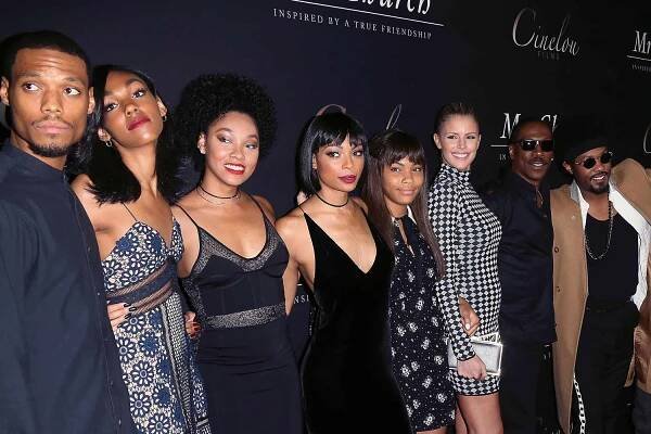 Actor Eddie Murphy (3rd form R), Paige Butcher (4th from R) and his children attend the premiere of Cinelou Releasing's 