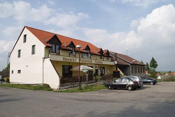 Soubor:Horácký motorest in Markvartice near Třebíč.jpg – Wikipedie