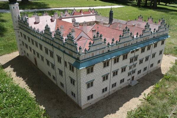 Hrad Loket bude nově v Boheminiu