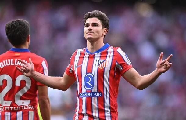 Julian Alvarez of Atletico de Madrid celebrating a goal.