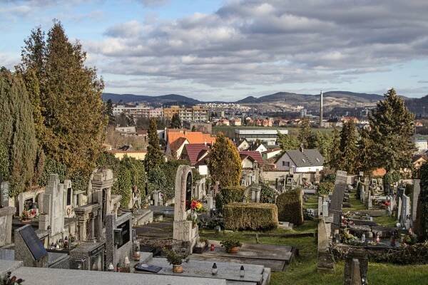 Photos • Hřbitov Králův Dvůr (Cemetery) • Mapy.com