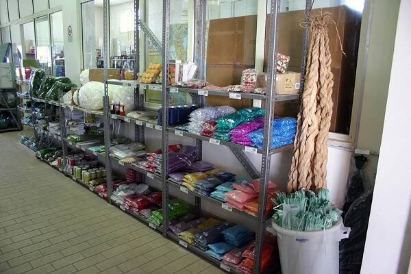 Showroom | IMPORT EXPORT FLOWER S.R.L.