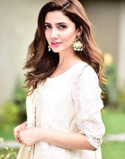 Mahira Khan Wallpaper
