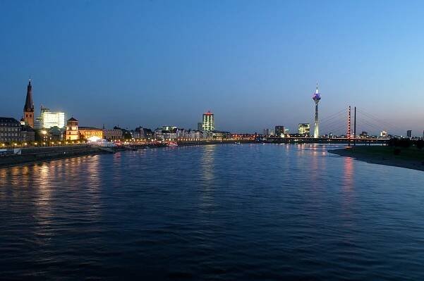 Holiday Inn Express Dusseldorf City Exteriér fotografie