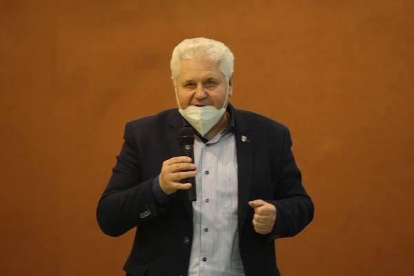 Fotbalové volby v kraji: okresními předsedy dál zůstávají Miko a Kopčil - ZLIN.CZ