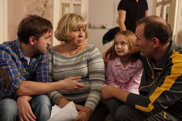 Ivan Dobronravov, Marina Golub, Jekatěrina Artěmenko, Fjodor Dobronravov - Mamy - Z natáčení