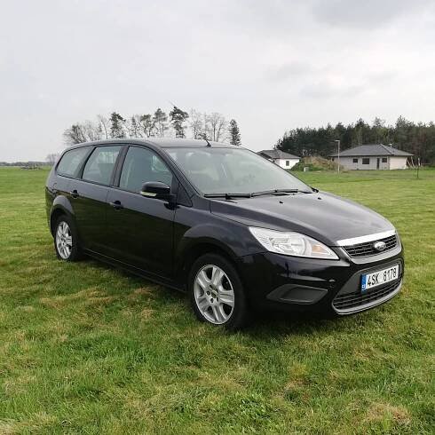 Bazar: prodej Ford Focus kombi 1,6 tdci 66kw manuál, ojeté, nafta, rok 2010, barva černá - Portál řidiče