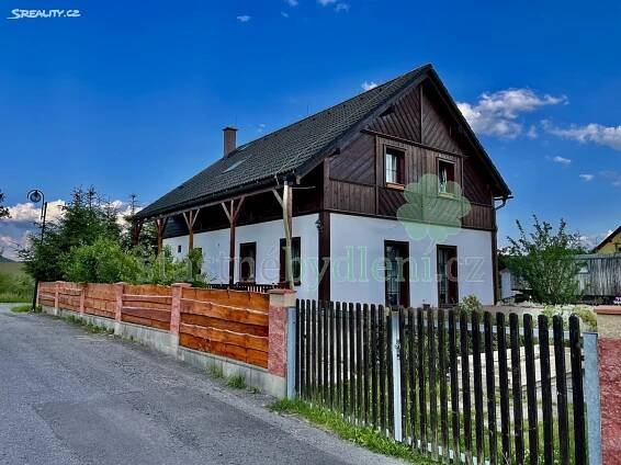 Prodej  rodinného domu 160 m², pozemek 763 m², Kunratice u Cvikova, okres Česká Lípa