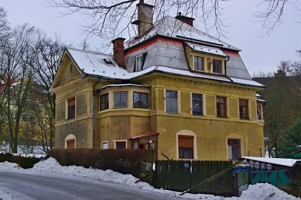 V Pasece u Šternberku bývalo plicní sanatorium. Nabízelo... | Regiony