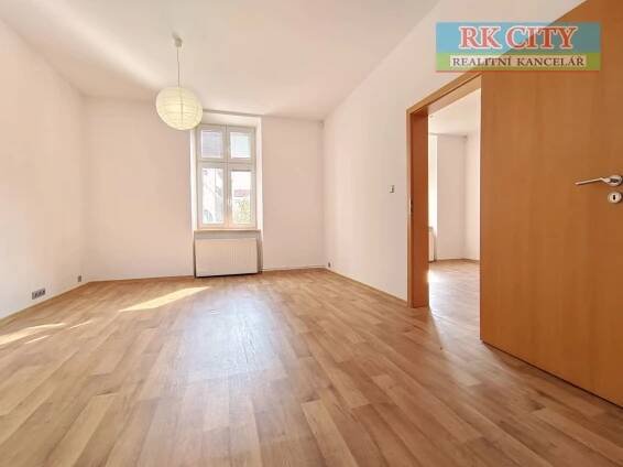 Pronájem bytu 2+1, 1.N.P., ul. Mírova, Opava, 9 500 Kč/měs
