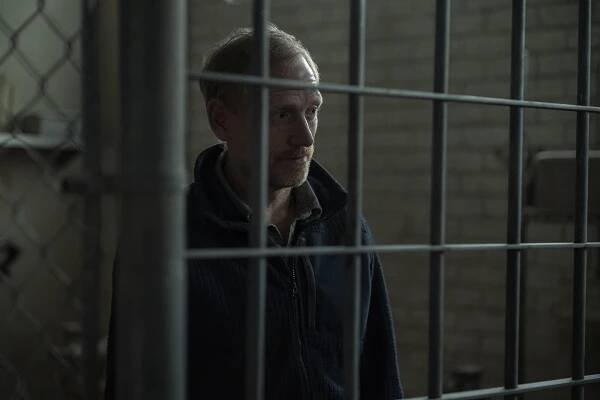 S1E8 David 3.jpg (118 KB)