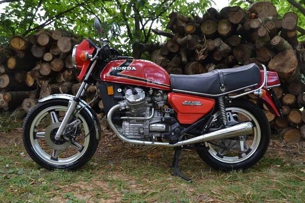 Již prodané Youngtimery « YoungTimerMoto.cz | DOVOZ – PRODEJ – VÝKUP NOVODOBÝCH MOTO MOTOCYKLOVÝCH KLASIK & CAFÉ ♠