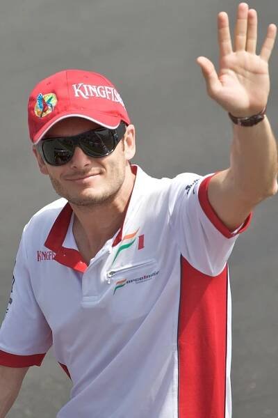 Soubor:Giancarlo Fisichella 2008.jpg – Wikipedie