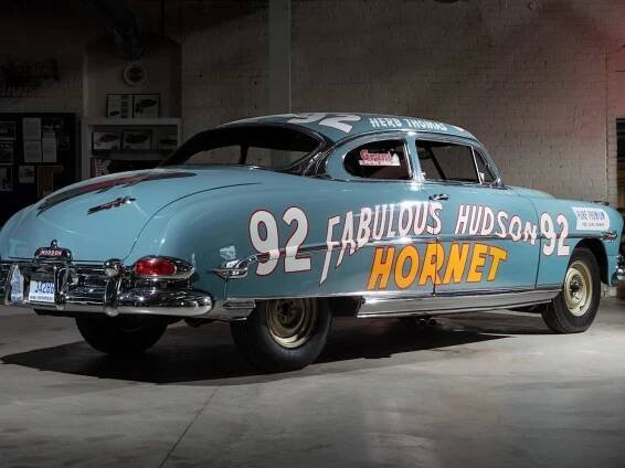 1952 Hudson Hornet - 4